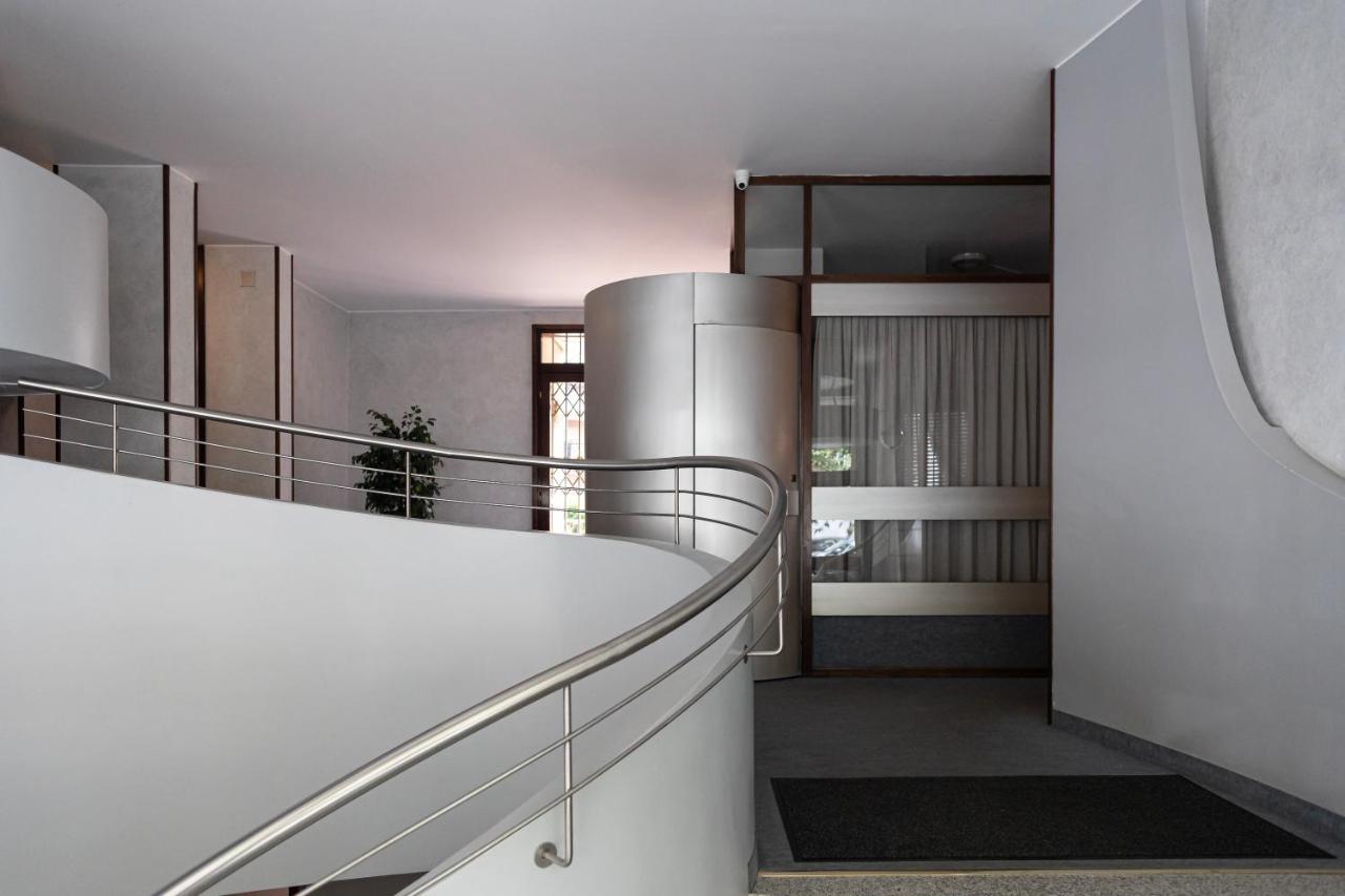 Appartement Accogliente Loft In Zona Monumentale/Cenisio à Milan Extérieur photo