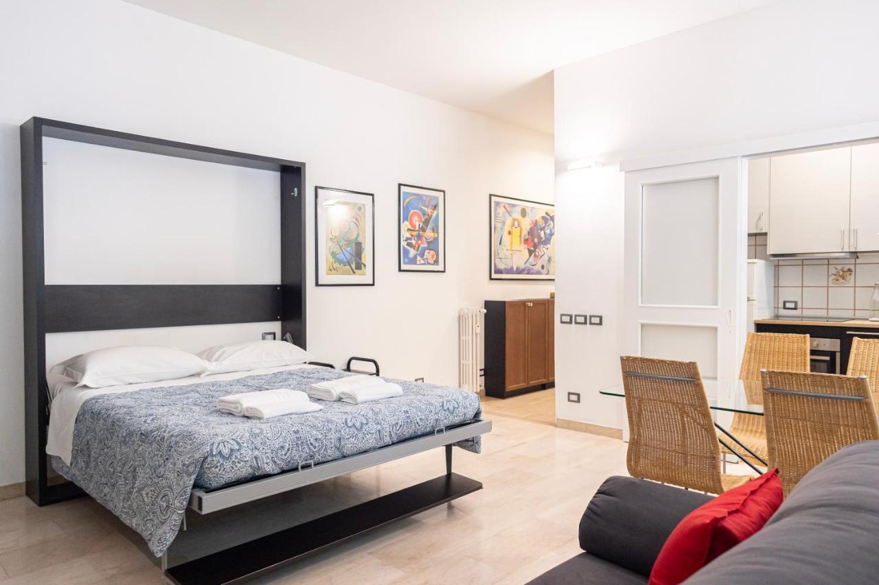 Appartement Accogliente Loft In Zona Monumentale/Cenisio à Milan Extérieur photo